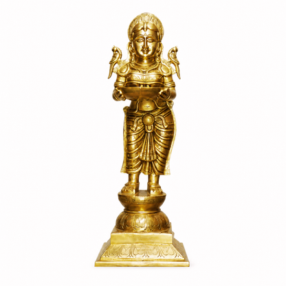 Lady with diya staute