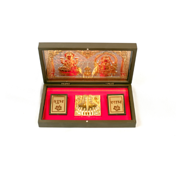 Handcrafted Charan Paduka Idol