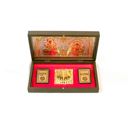 Handcrafted Charan Paduka Idol